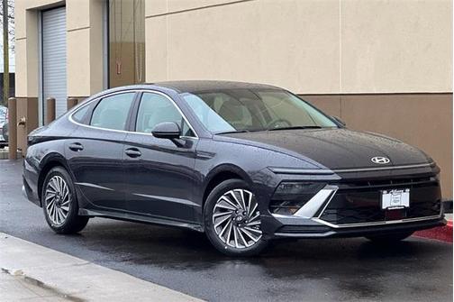 2025 Hyundai SONATA Hybrid SEL