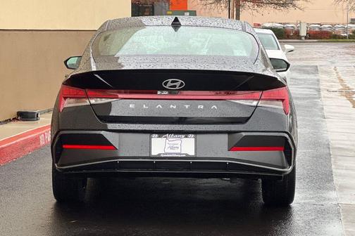 2026 Hyundai ELANTRA SEL