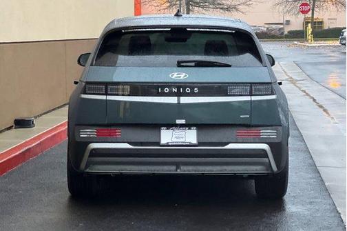 2026 Hyundai IONIQ 5 SE