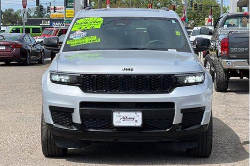 2021 Jeep Grand Cherokee L Laredo