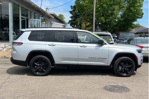 2021 Jeep Grand Cherokee L Laredo
