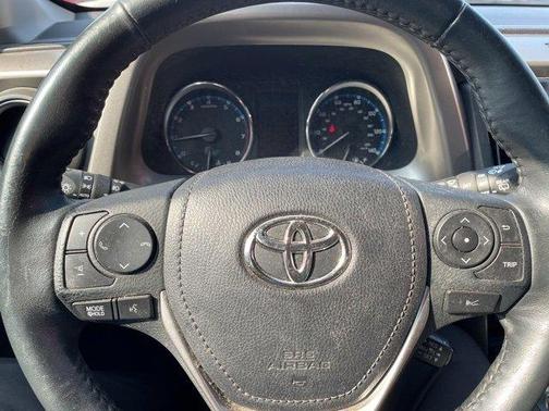2018 Toyota RAV4 Platinum
