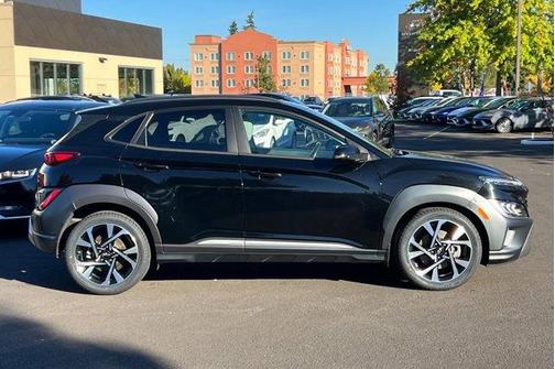 2022 Hyundai KONA Limited