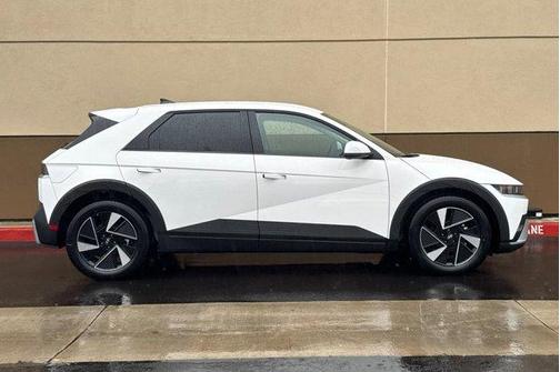 2026 Hyundai IONIQ 5 SEL