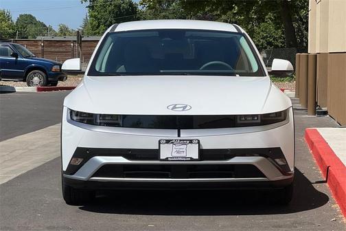 2025 Hyundai IONIQ 5 SE