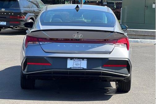 2025 Hyundai ELANTRA HEV SEL Sport