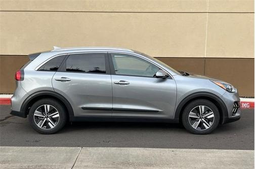2022 Kia Niro Plug-In Hybrid EX Premium