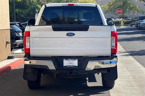 2017 Ford F-250 XLT