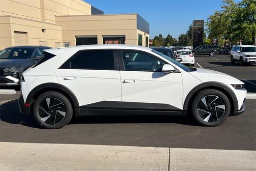 2025 Hyundai IONIQ 5 SE