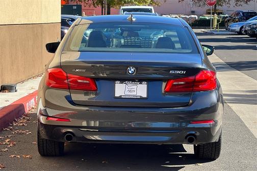 2019 BMW 530 i xDrive