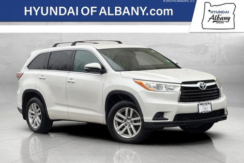 2014 Toyota Highlander LE