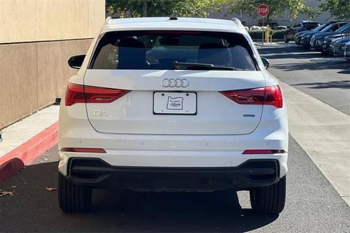 2023 Audi Q3 45 S line Premium
