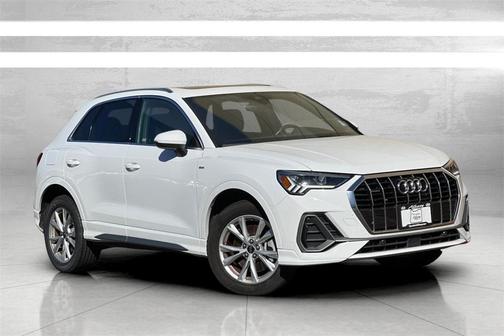 2023 Audi Q3 45 S line Premium