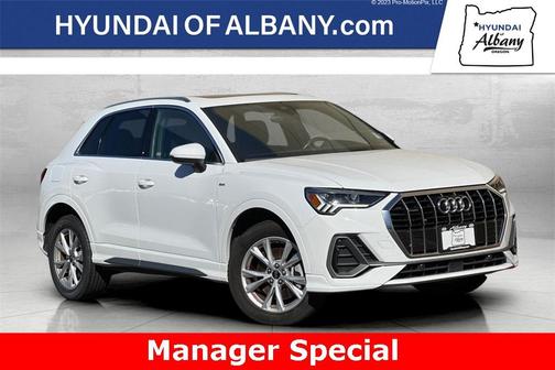 2023 Audi Q3 45 S line Premium