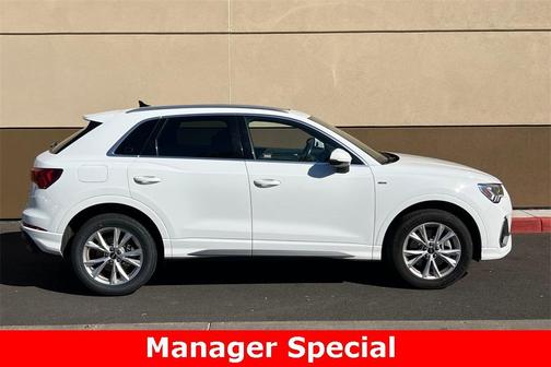 2023 Audi Q3 45 S line Premium
