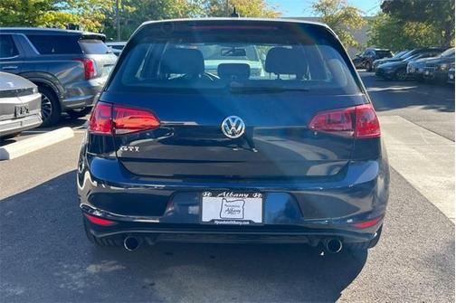 2017 Volkswagen Golf GTI S 4-Door