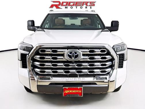 2022 Toyota Tundra Hybrid 1794 Edition