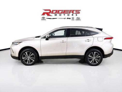 2024 Toyota Venza LE