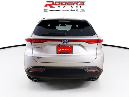 2024 Toyota Venza LE