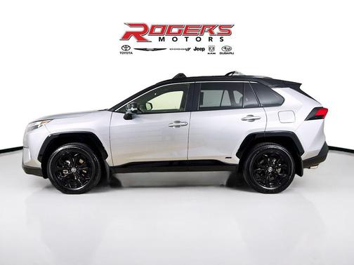 2024 Toyota RAV4 Hybrid SE