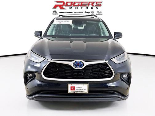 2023 Toyota Highlander Hybrid XLE