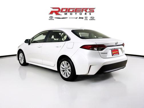 2026 Toyota Corolla Hybrid XLE