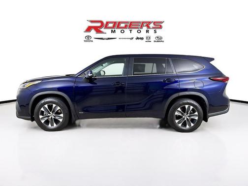 2024 Toyota Highlander Hybrid XLE