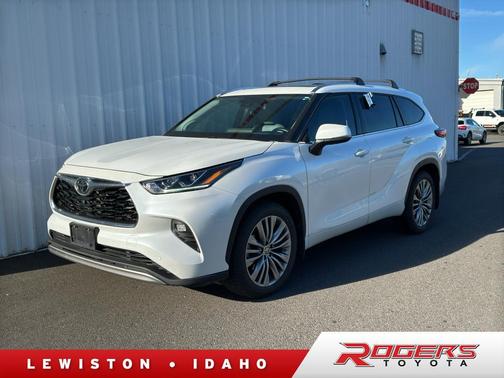 Wind Chill Pearl 2022 Toyota Highlander Platinum