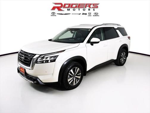 2024 Nissan Pathfinder SL 4WD