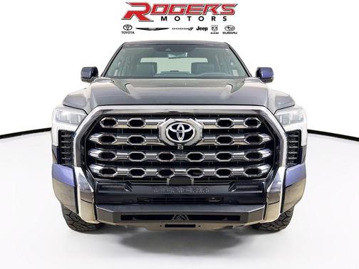 2024 Toyota Tundra Hybrid Platinum