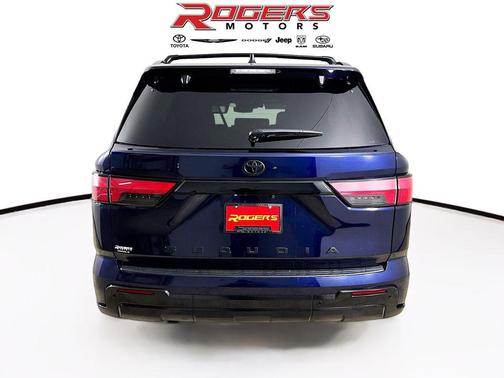 2024 Toyota Sequoia Platinum