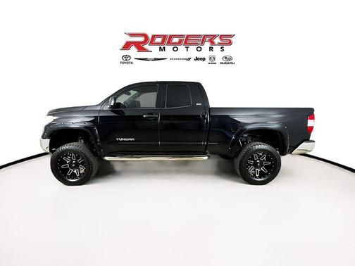 2017 Toyota Tundra SR5