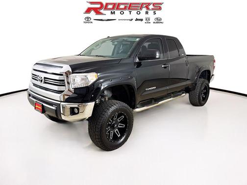 2017 Toyota Tundra SR5