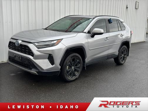 2023 Toyota RAV4 Hybrid SE