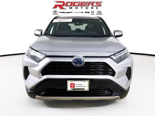 2023 Toyota RAV4 Hybrid SE