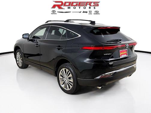 2023 Toyota Venza XLE