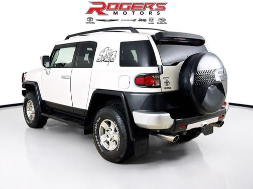 2010 Toyota FJ Cruiser Base