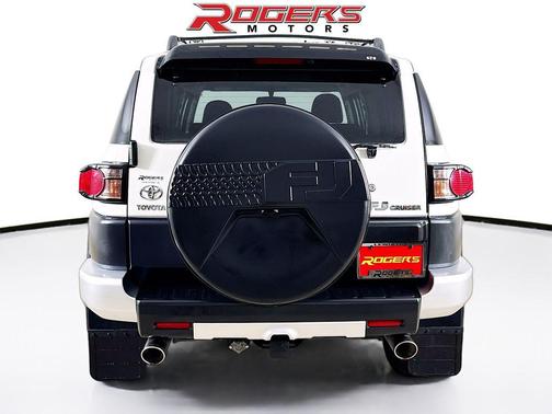 2010 Toyota FJ Cruiser Base