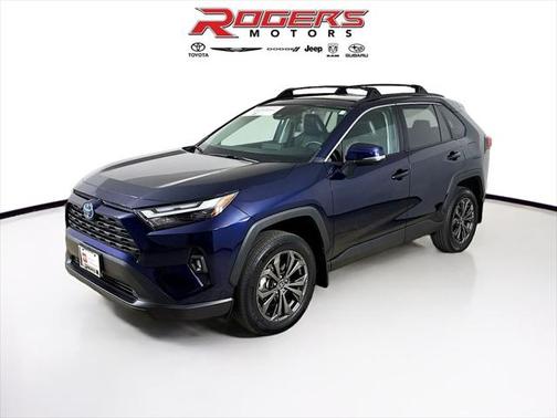2022 Toyota RAV4 Hybrid XLE Premium