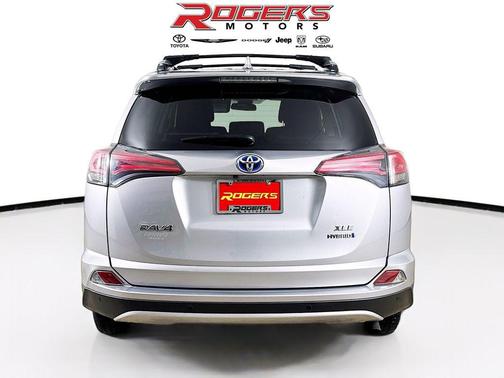 2018 Toyota RAV4 Hybrid XLE