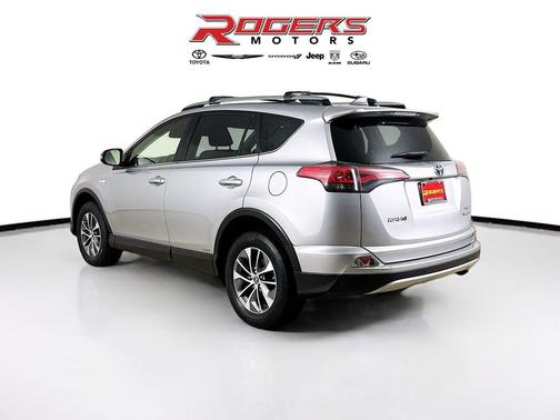 2018 Toyota RAV4 Hybrid XLE