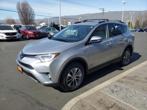 2018 Toyota RAV4 Hybrid XLE