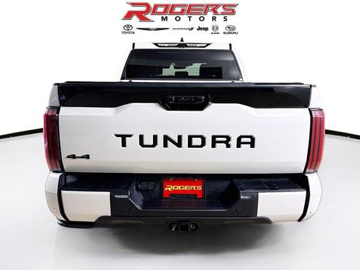 2023 Toyota Tundra Hybrid Platinum