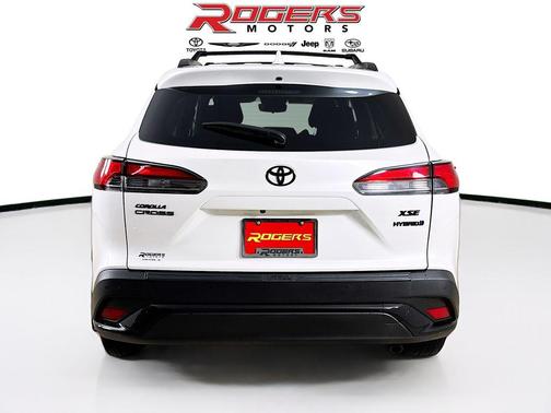 2024 Toyota Corolla Hybrid SE