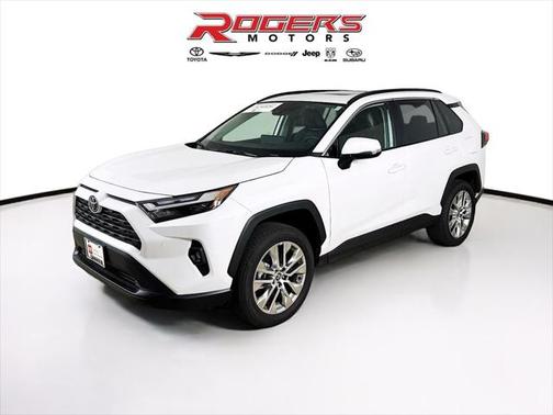 2024 Toyota RAV4 XLE Premium