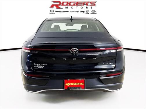 2024 Toyota Crown Limited