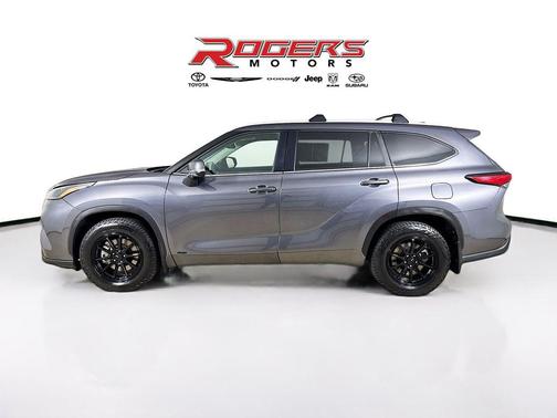 2023 Toyota Highlander Hybrid XLE
