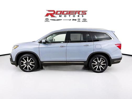 2022 Honda Pilot Touring 8-Passenger