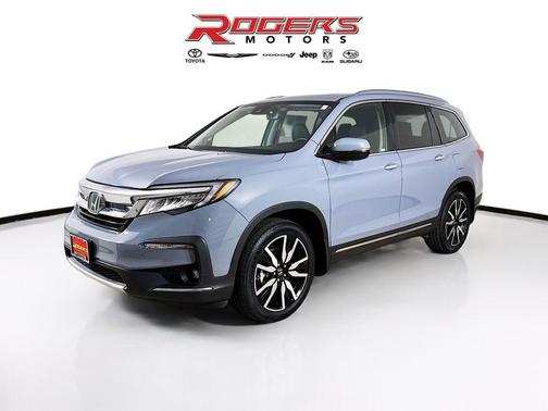 2022 Honda Pilot Touring 8-Passenger