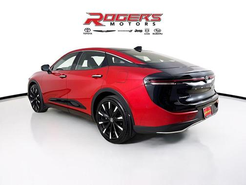 2024 Toyota Crown Platinum